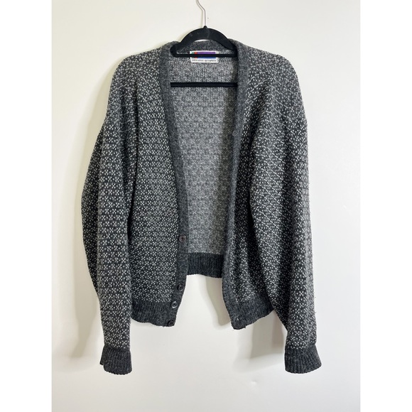 Vintage Sweater Graphix Grey Cardigan Sweater - Picture 2 of 8